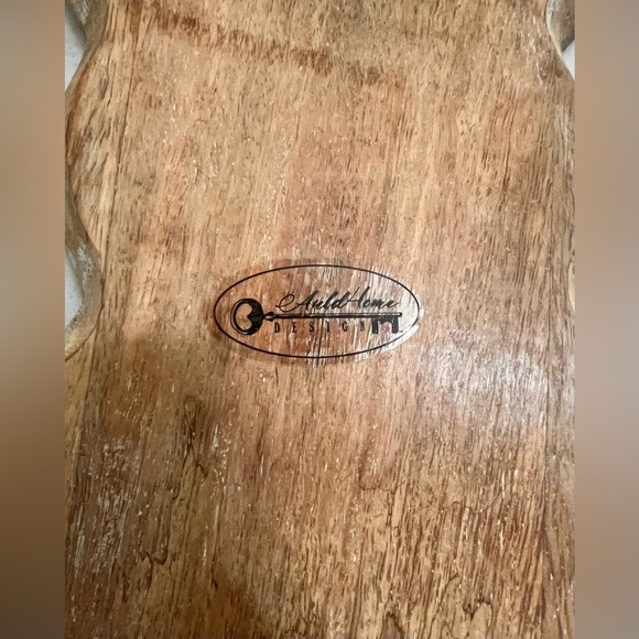 AuldHome Design Farmhouse Bunny  (Set of 2); Nesting Wooden Charcuterie Platters - Picture 3 of 6